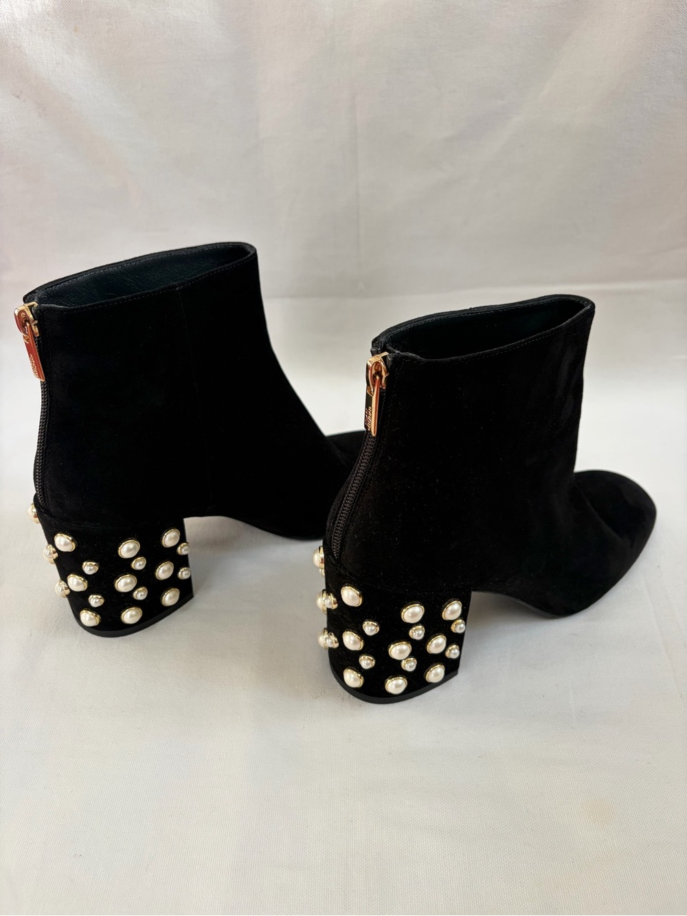 Stuart Weitzman Pearl Bacari black suede boots square toe 8.5 Black